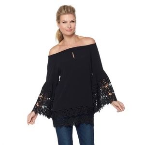 Colleen Lopez Crotchet Sleeve Top